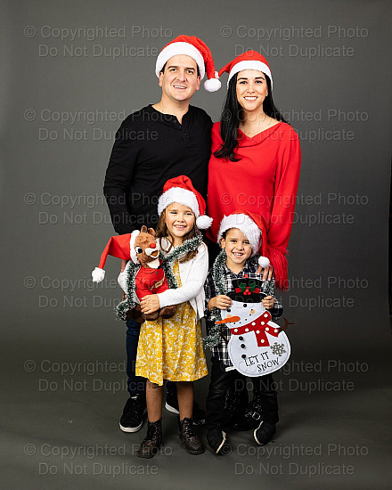 November 30th, 2025-Calgary Studio Family Portrait Fundraisers-Everyone Welcome!
